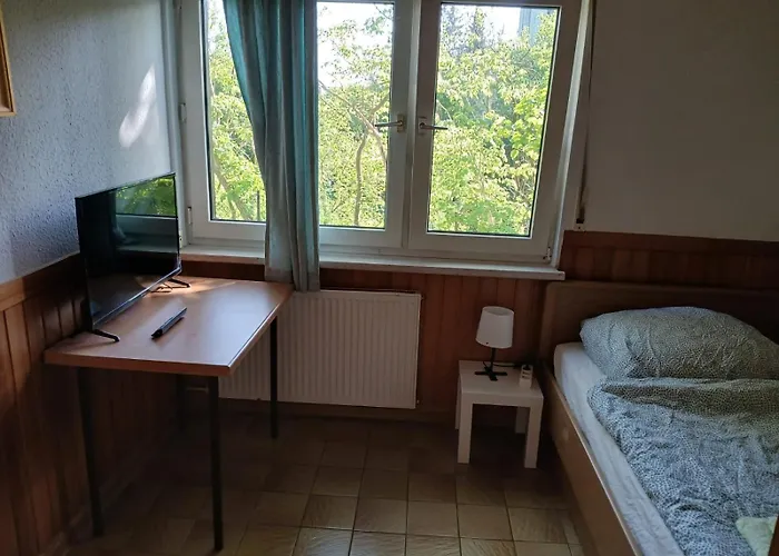 Livingroom Gmbh Kan1 In Nr 1 *